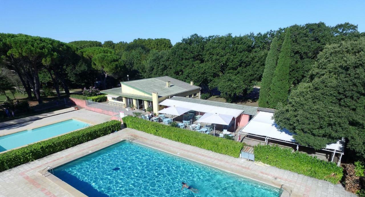 Hotel Domaine Le Moulin Neuf Saint-Quentin-la-Poterie Exteriér fotografie